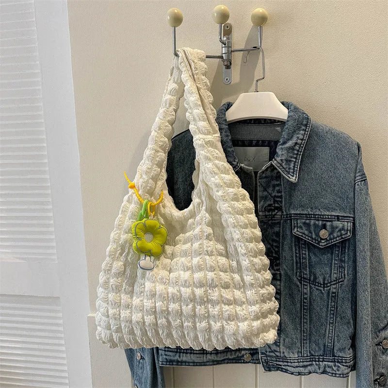 Women's pleated bubble shoulder bag in vertical square shape with pendant accessory