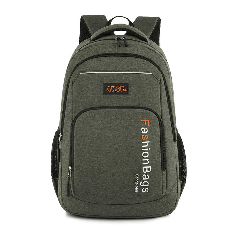 Street trend fashion backpack in nylon with organisational compartments and 20L capacity
