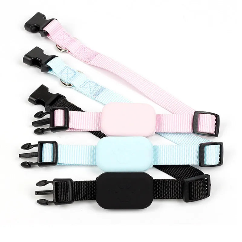 Black adjustable pet collar with integrated Bluetooth tracker for cats and puppies, shown with size adjustment.