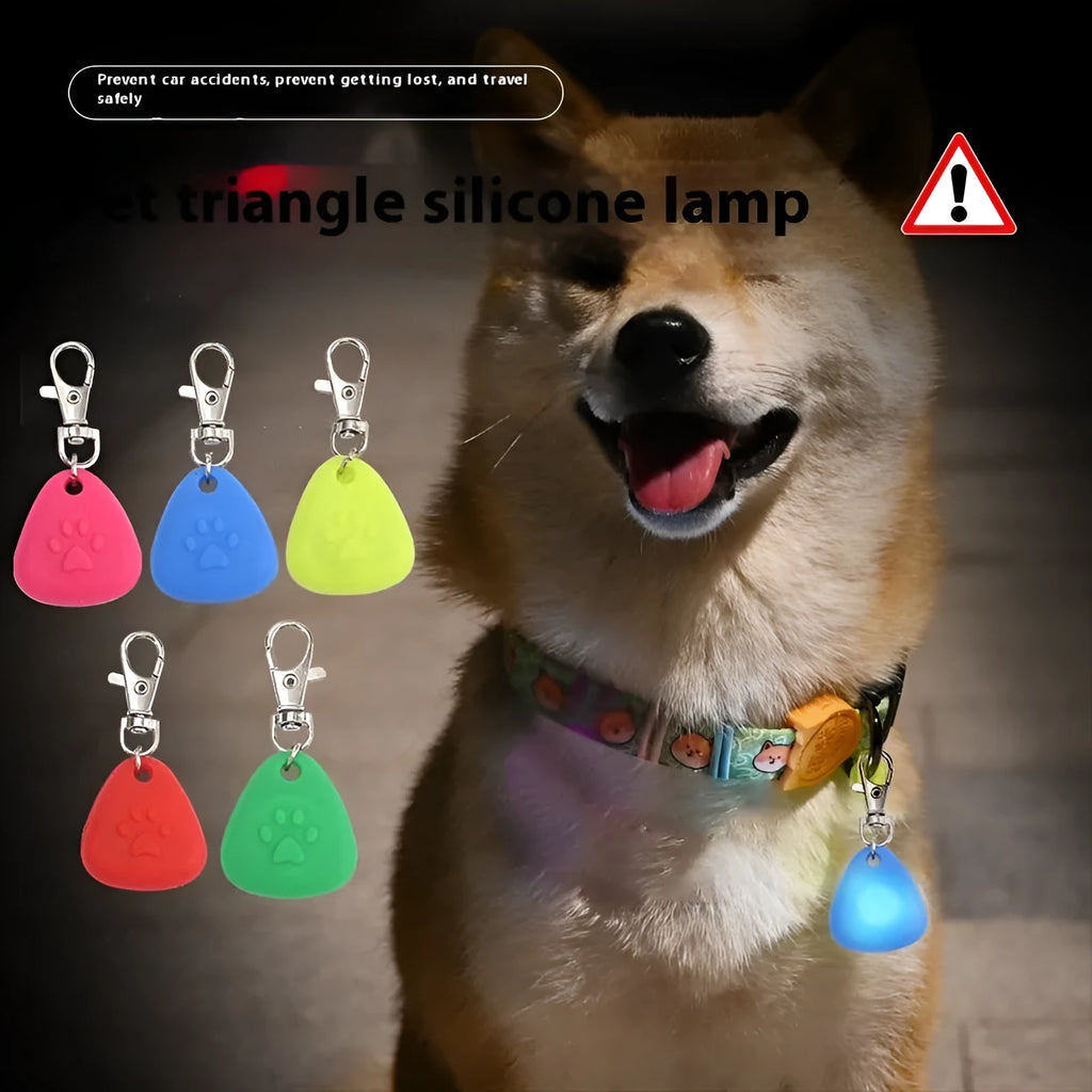 Silicone triangle pet pendant ornament with LED light feature in multiple colours for festive pet accessories