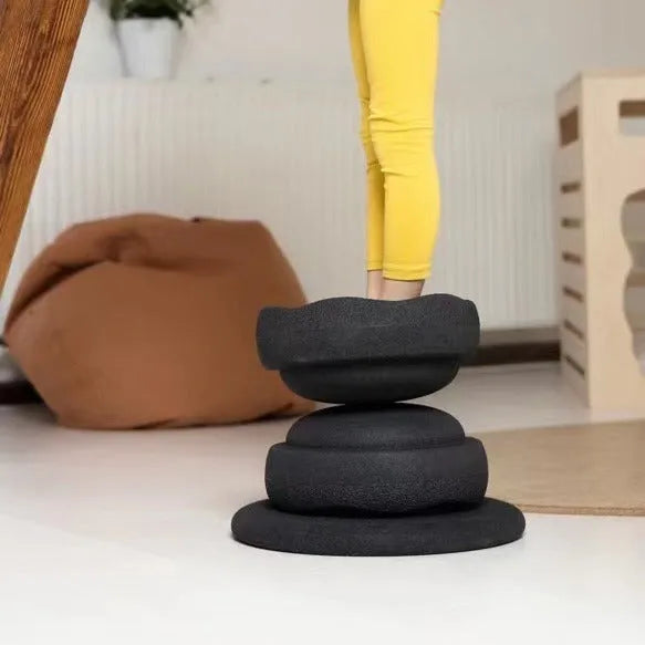 Plastic wood surf balance board for children aged 4-6 in mixed colour and black options