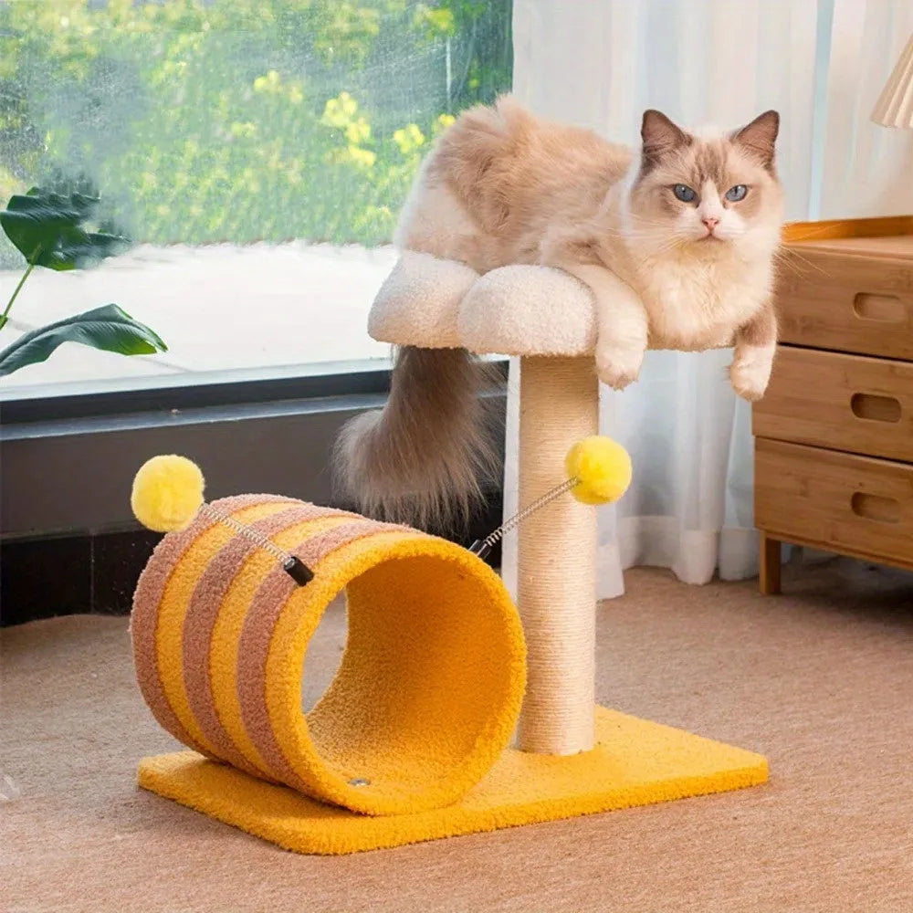 Yellow bee-shaped cat climbing frame with sisal scratching board and tunnel, dimensions 46x36x25cm.
