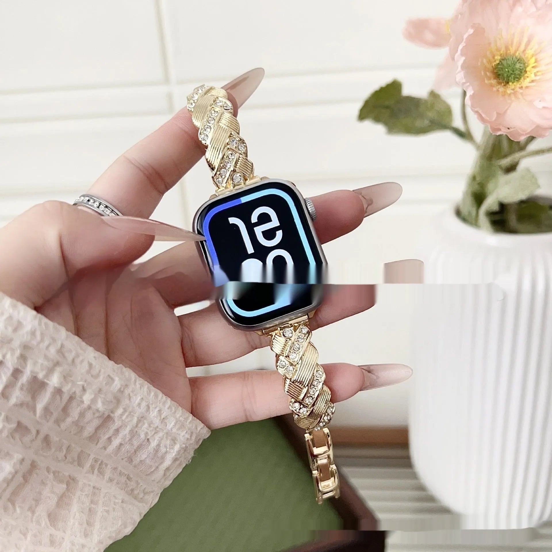 Zinc alloy Apple Watch strap with twist diamond design in five colour options for iPhone compatibility