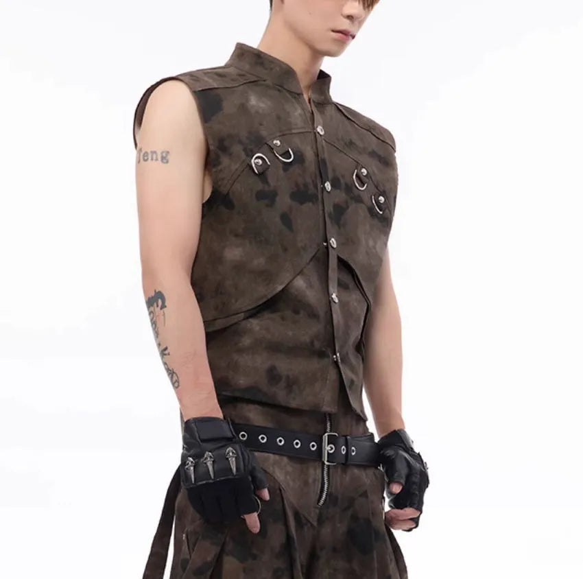 American retro style camouflage pattern denim vest and trousers set on a model.
