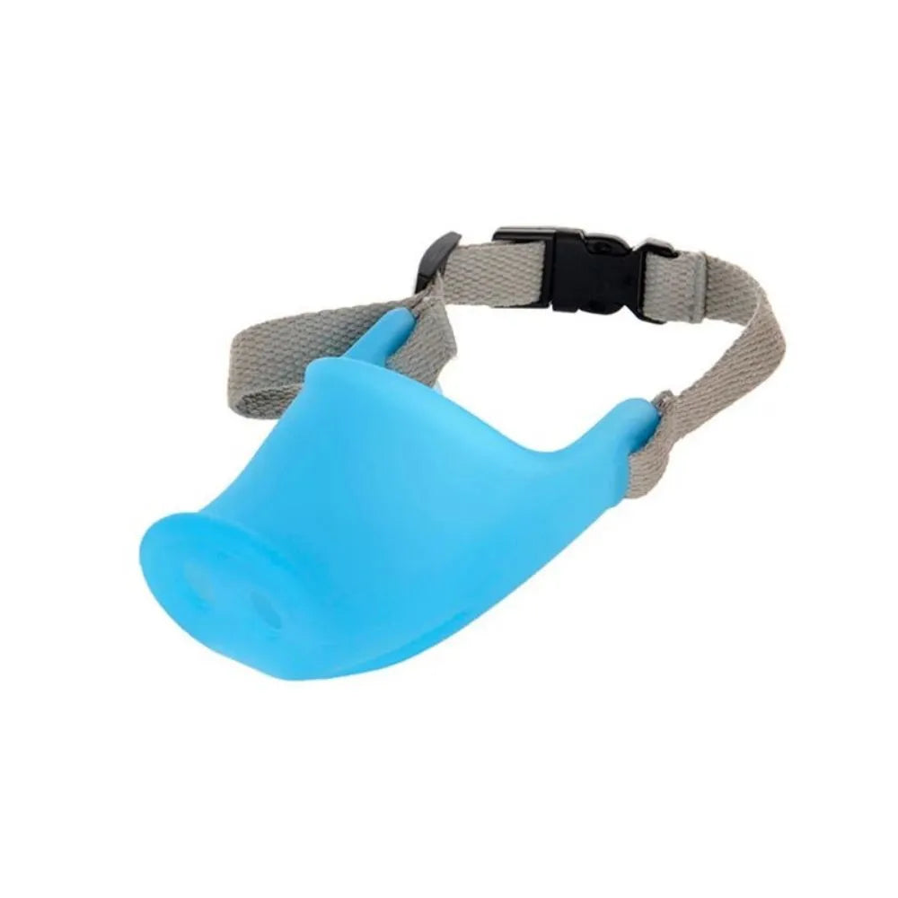 Silicone anti-bite mouth cover for dogs and piggies with long snouts in blue and green colours