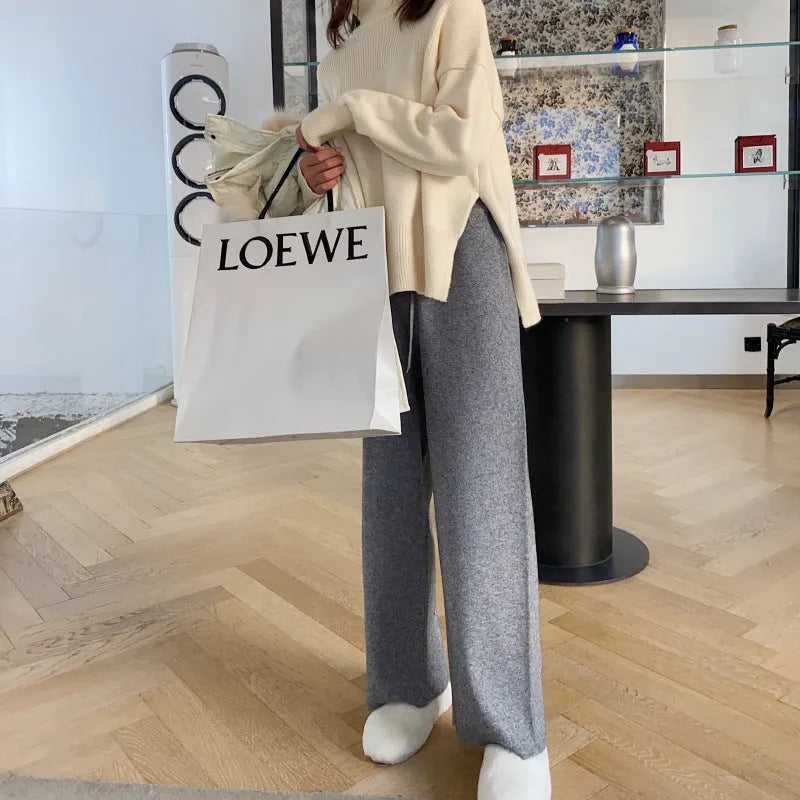 Women's thick knitted wide-leg trousers in high waist design available in four colours