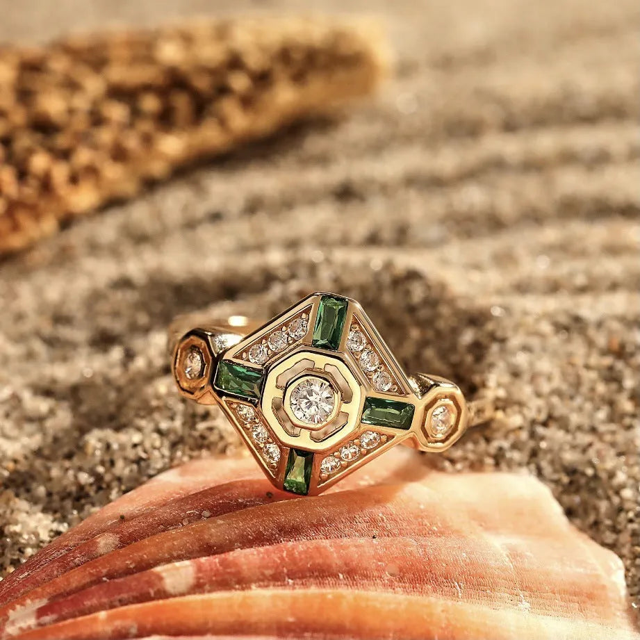 Square geometric women's ring with green simulated diamond centrepiece in ins style fashion jewellery