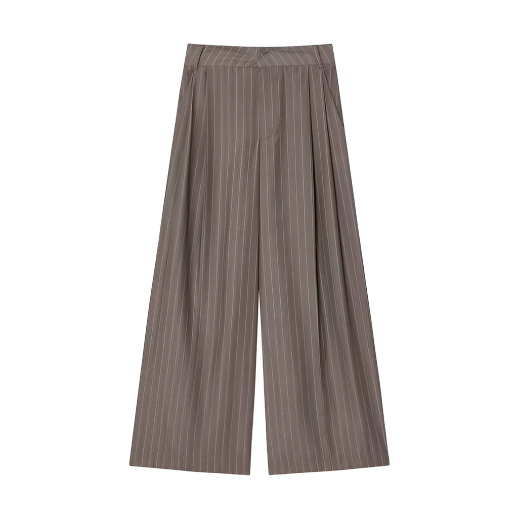 Women's double pleated wide leg pants in velvet fabric with lace-up detail and mid waist
