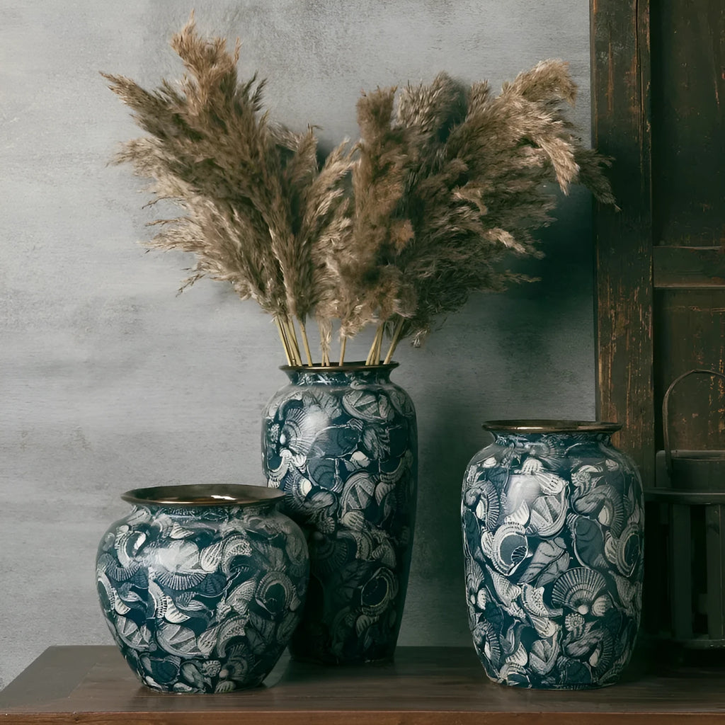 New Chinese retro artistic ceramic vase with dried flowers, decal surface finish, available in large size