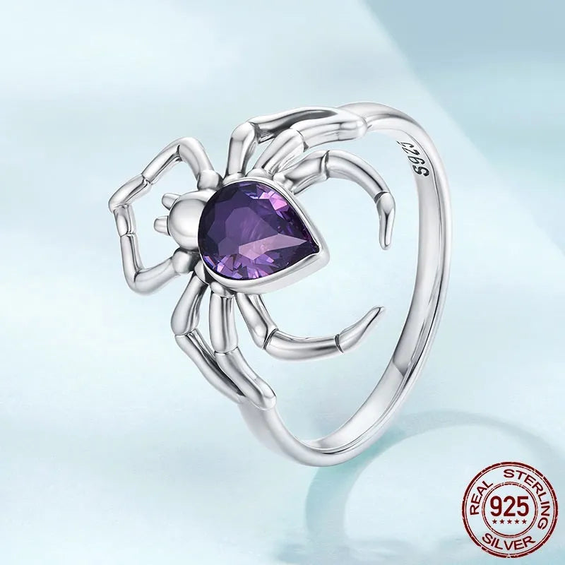 Niche S925 sterling silver animal zodiac ring with inlaid zircon on a white background