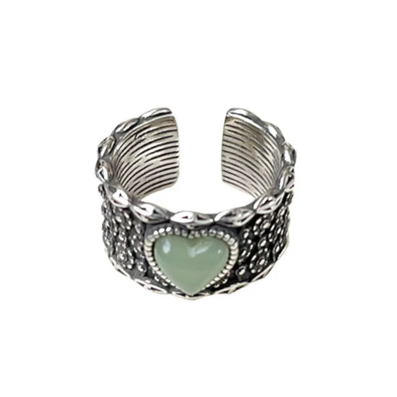 Retro heart-shaped women's ring with adjustable opening in white copper plated silver