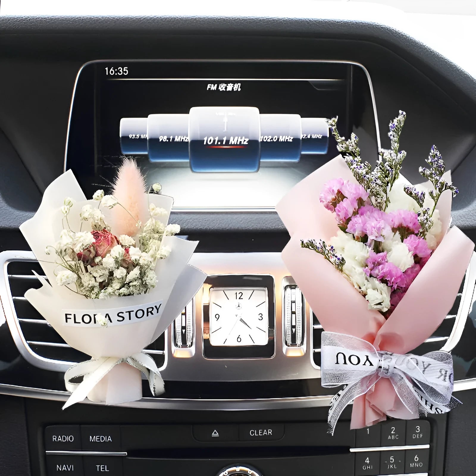 Mini dried flower bouquet for car air vent decoration in a selection of colours and styles