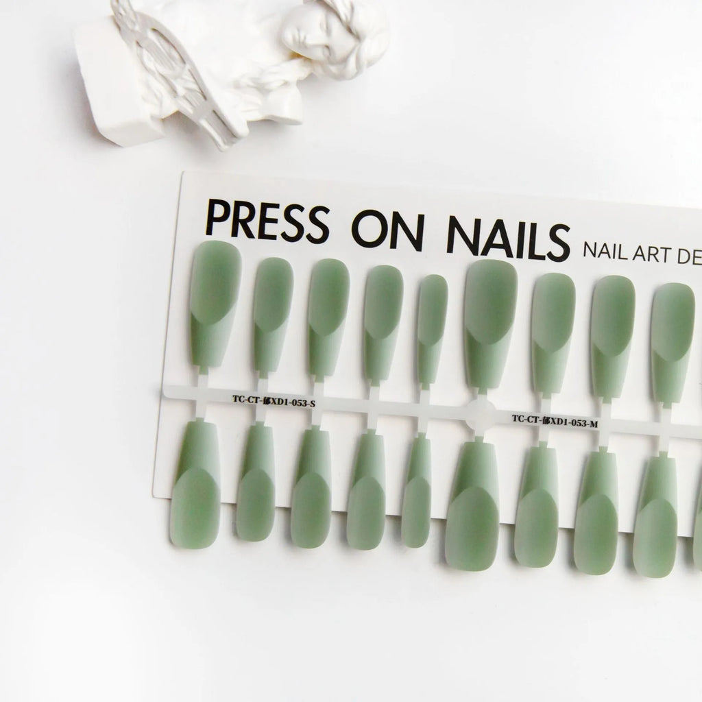 Wear Nail Tip Space French Manicure nail stickers 40-piece set in green and purple with three finish options