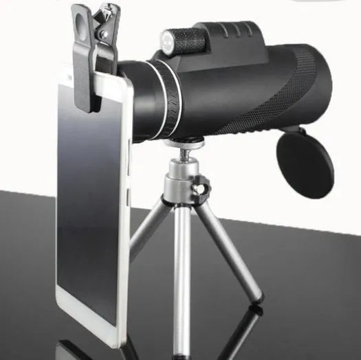 10x42 BAK4 binoculars with FMC green film coating, black metal frame, 149x52x70 mm, 268 g, with phone clip and bracket.