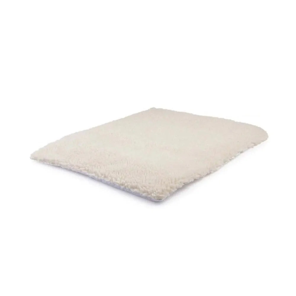 Beige self heating pet blanket with faux lambswool surface, available in 640x490mm and 900x640mm.