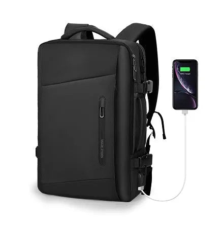 Large 36-55L men's backpack with zip opening and internal pockets, in black