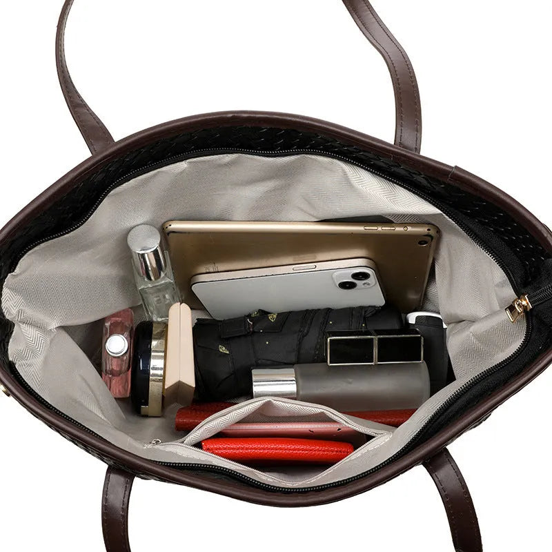 Retro women's large capacity handbag in horizontal square shape with PU material
