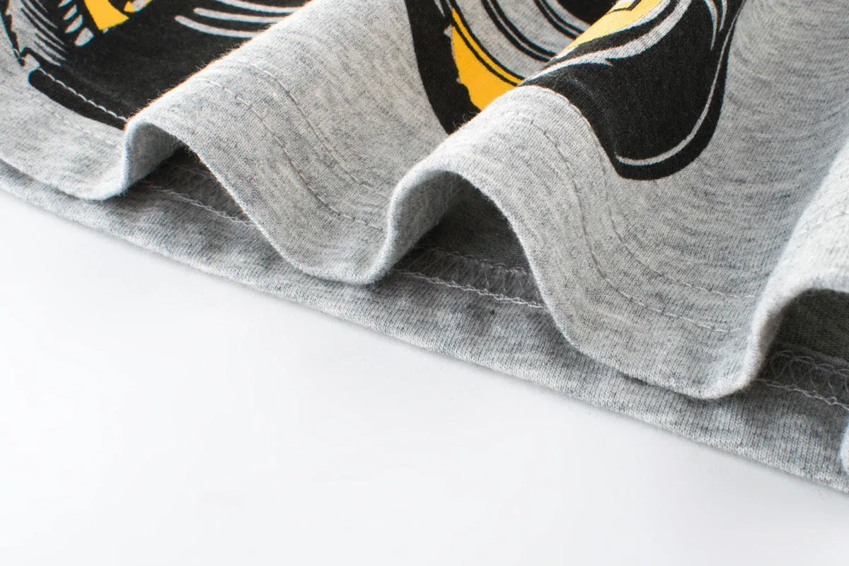 Soft grey children's short sleeve cotton t-shirt with cartoon pattern, round neck, Korean style.