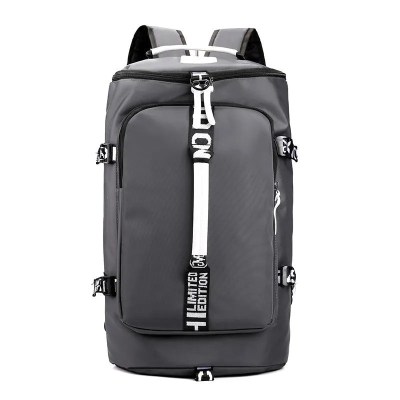 18-inch lightweight nylon gym bag for men in black with 36-55 litre capacity and polyester cotton lining