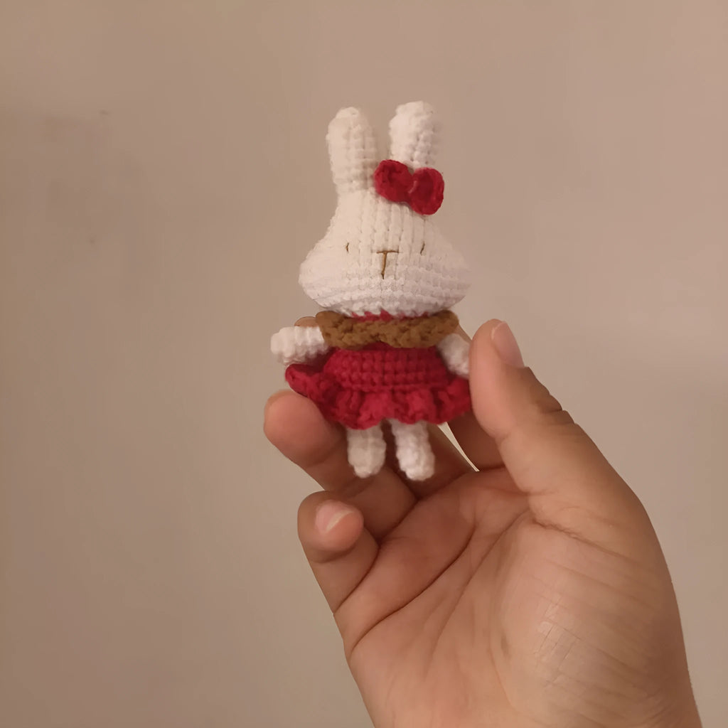 Hand-crocheted wool rabbit key chain pendant decoration accessory