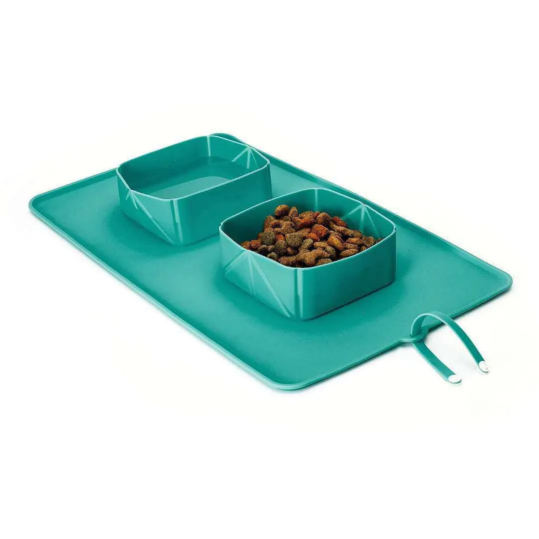 Silicone folding pet bowl in black with non-slip base, measuring 390x235x50mm, for travel and outdoor feeding.