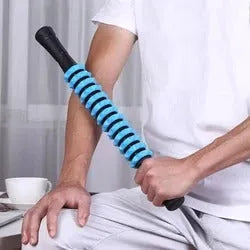 Yoga massage bar M4 in black with adjustable rolling parts on a blue background