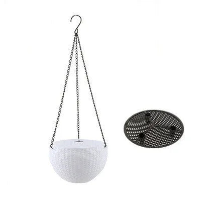 Plastic hanging basket with chain in one of seven colours: black, blue, bronze, green, grey, red, or white.