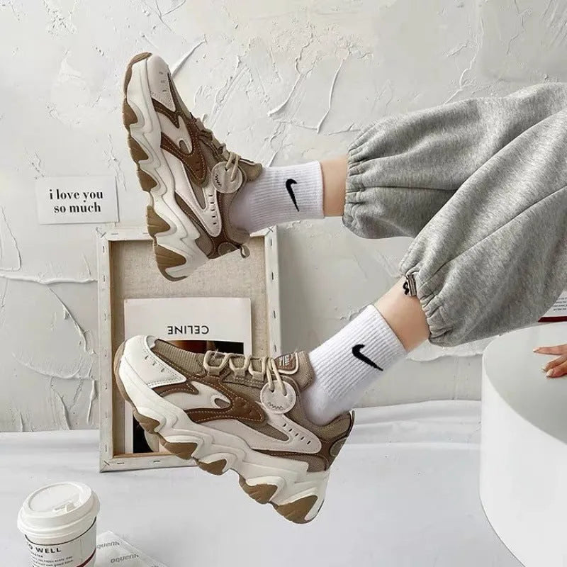 Women's colourblock sneakers in black with cross shoulder strap, mesh upper, super high heel above 8cm