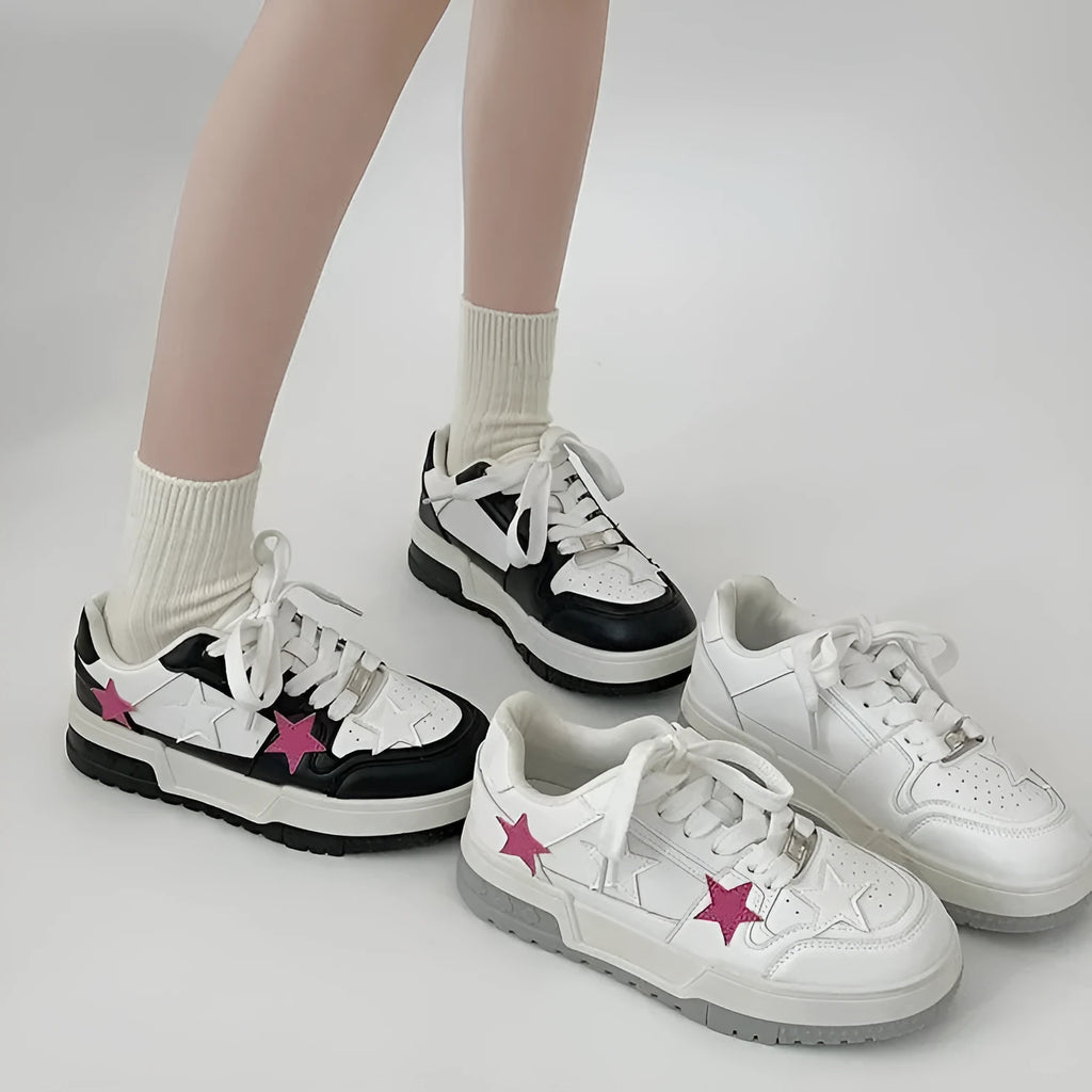 Women Korean style low-top sneakers in solid black, PU leather, round toe, front lace-up
