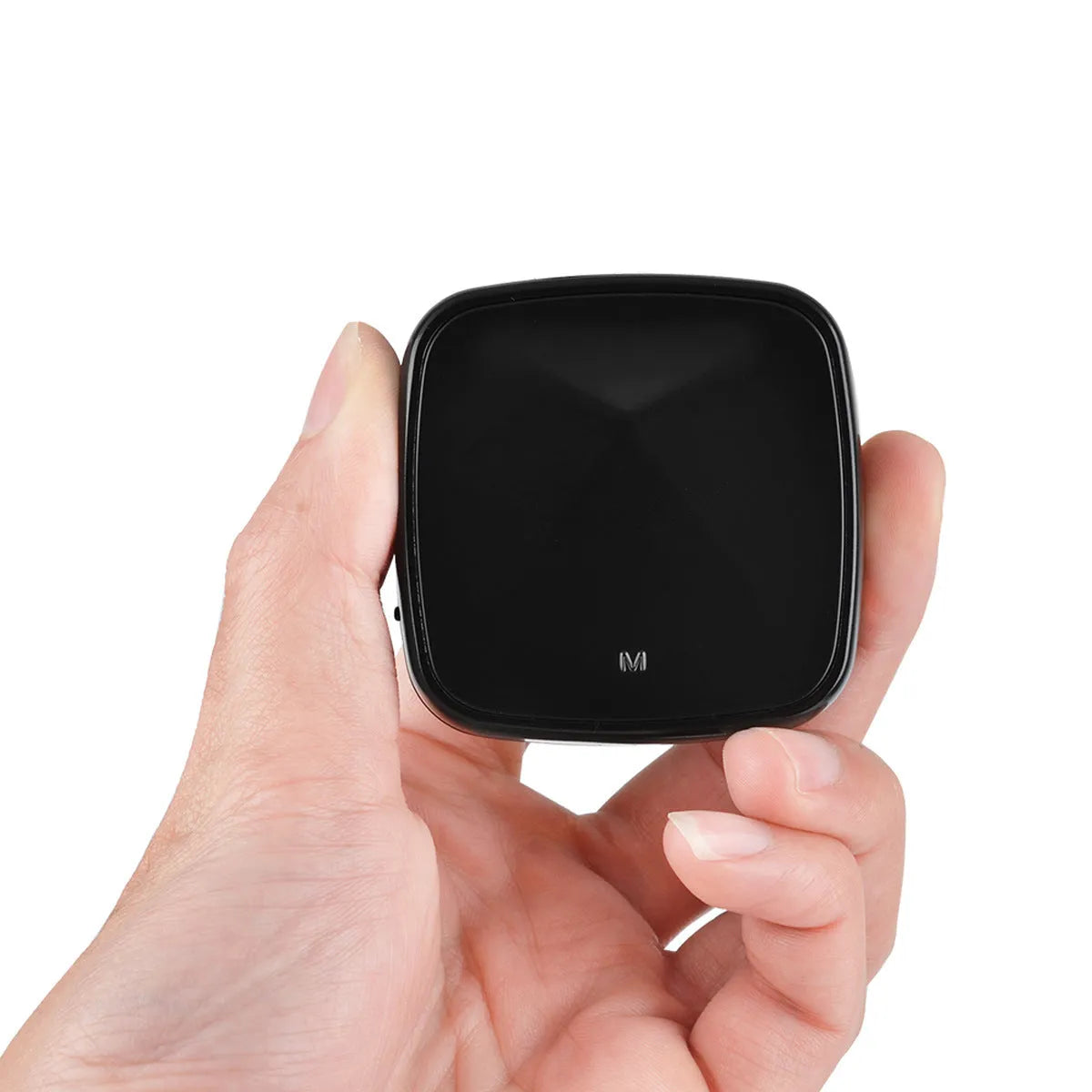 Black square Bluetooth audio adapter with optical and AUX ports, showing CSR8675 chip support.