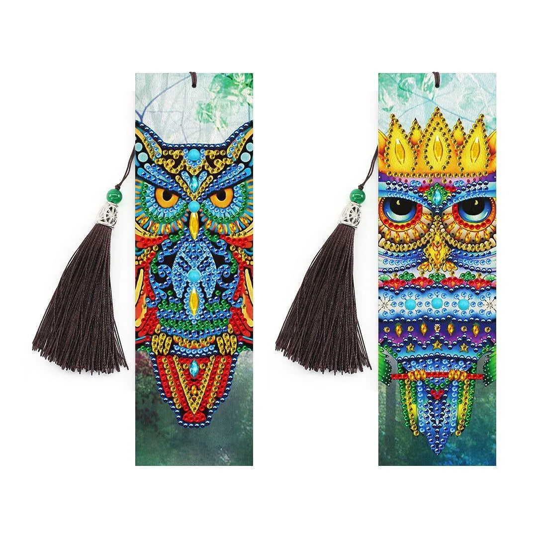 5D diamond painting DIY bookmark kit showing resin diamonds, 6x21cm PU canvas with pendant, and colour set options