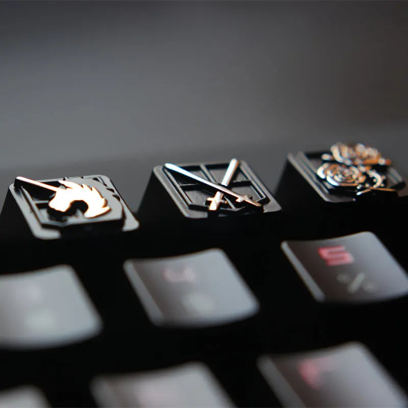 Gold embossed zinc-aluminum alloy metal keycap with MX axis interface, 18x18x11mm, R4 height, on a mechanical keyboard