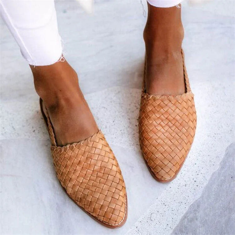 European style pointed-toe flat sandals with buckle closure in various colours
