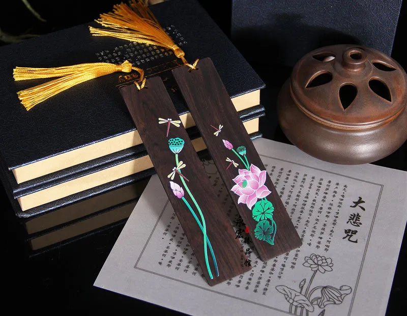 Chinese style sandalwood bookmark with painted lotus and landscape flowers design