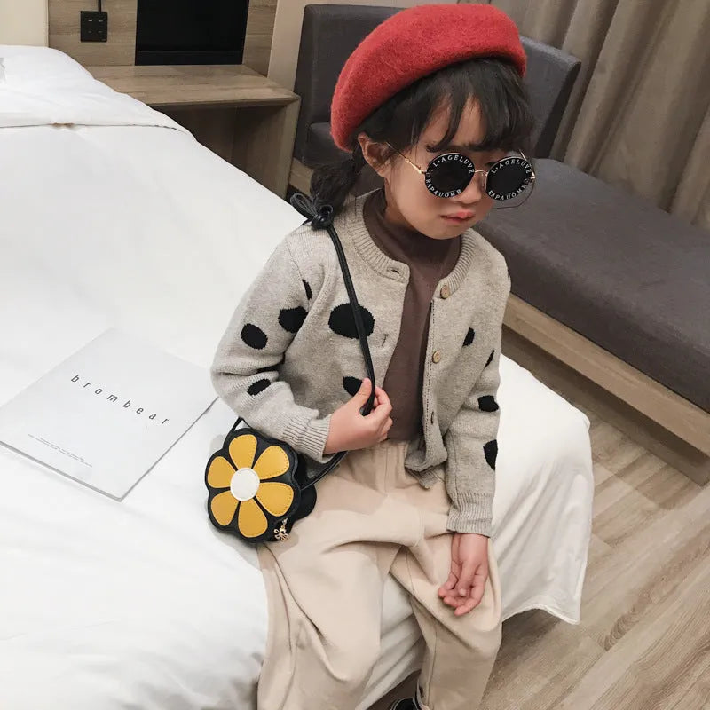 Princess Fashion Flower cute baby accessories shoulder bag in pink, small PU leather with six-petal flower design and zipper closure
