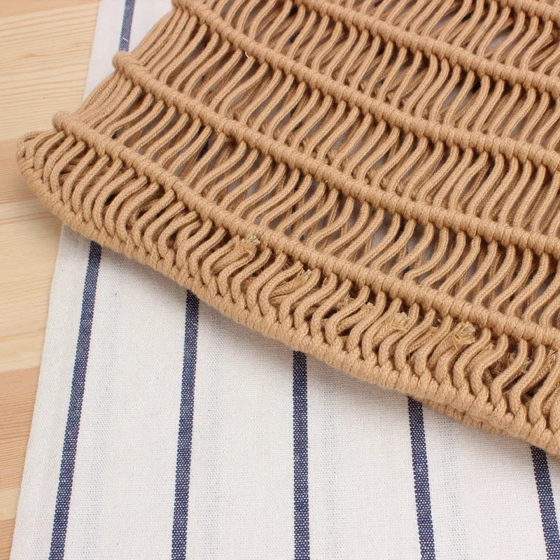 Women's medium straw shoulder bag with square shape and woven texture in three colour options