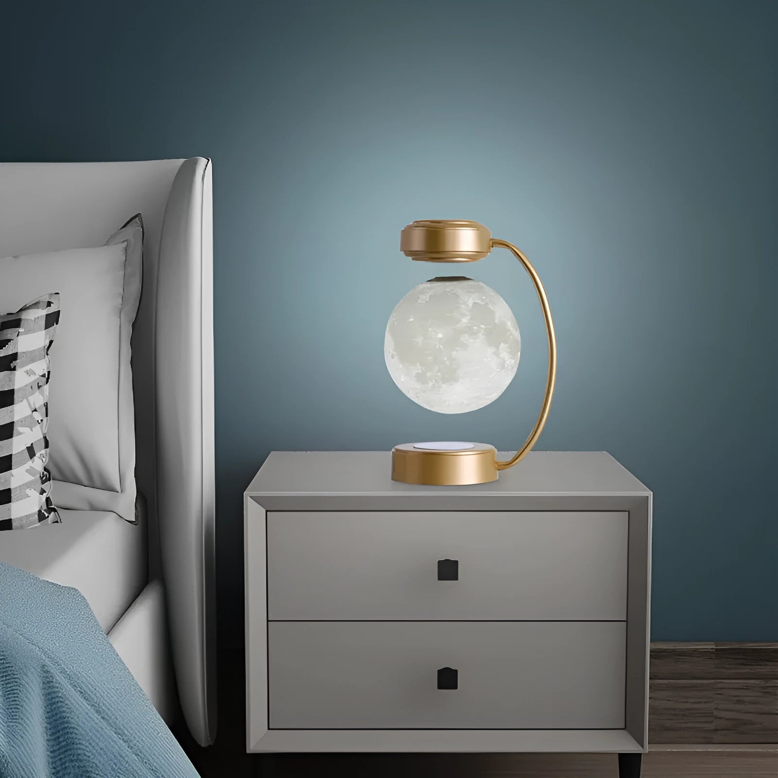 Magnetic levitation moon lamp with touch control and 3-colour light-changing effect