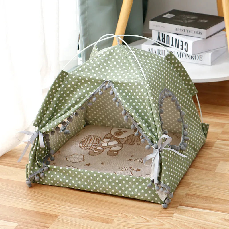 Enclosed cat tent pet bed in breathable waterproof cloth, available in S to XL and three colours