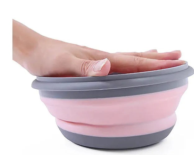 Folding pet bowl in L size 19x15x12cm PP and TPR material hanging from a lead with red colour option