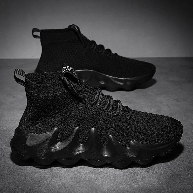 Men's fly weave running shoes with TPU sole, lace closure, breathable mesh inner, solid colour design