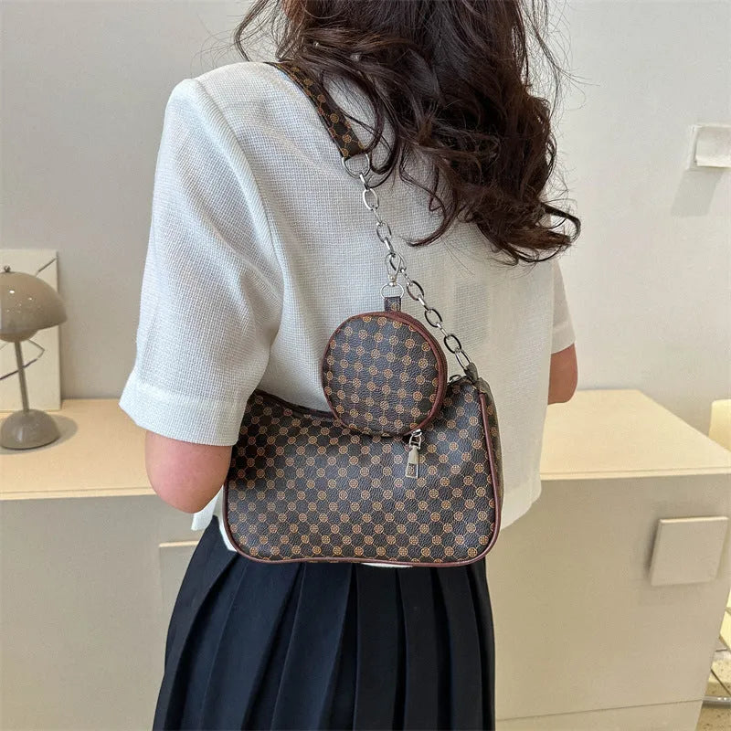 Small square PU shoulder bag with synthetic leather lining, single strap, retro satchel style, six colours