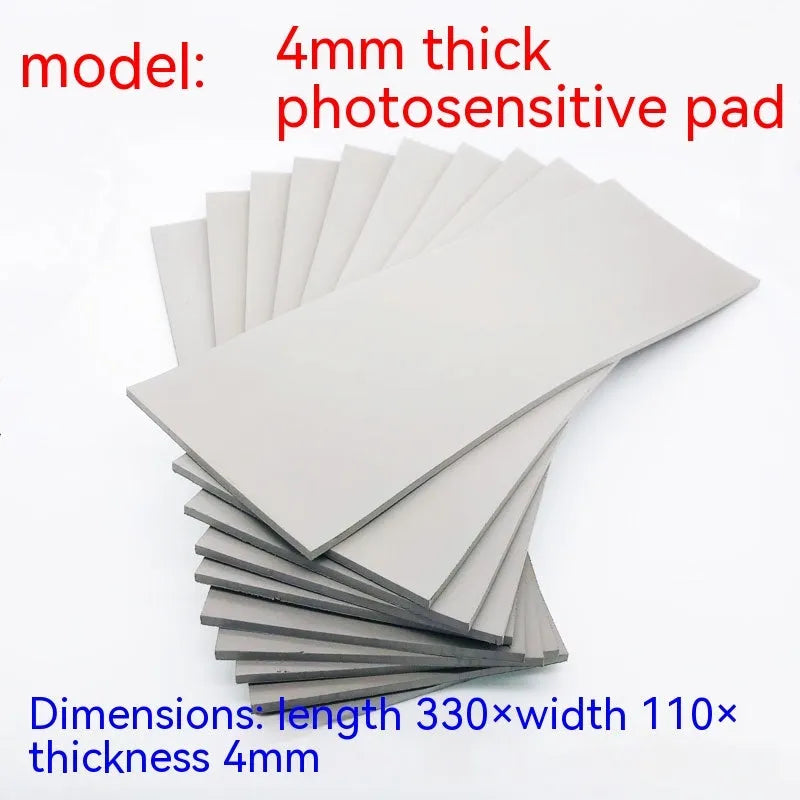 Black and grey plastic photosensitive seal mat for pottery, showing 7mm, 4mm and 2mm thickness options.