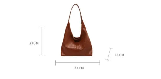 Soft leather shoulder bag with large capacity and sandwich pocket in street trend style
