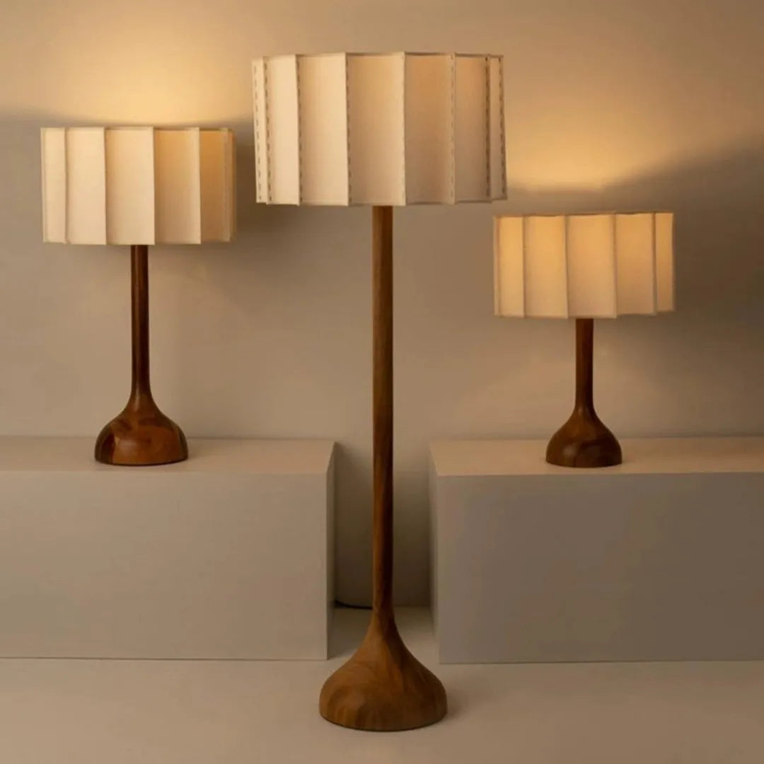 Japanese-style solid wood table lamp with three-color light, 32x50cm, for living room