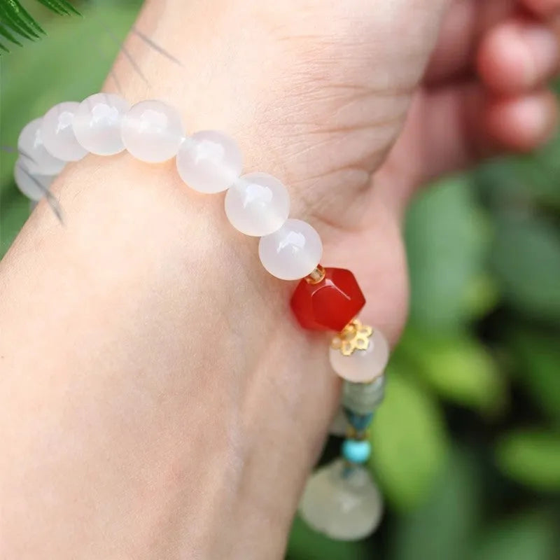 Natural white agate round beads bracelet with Chinese geometric lily pattern