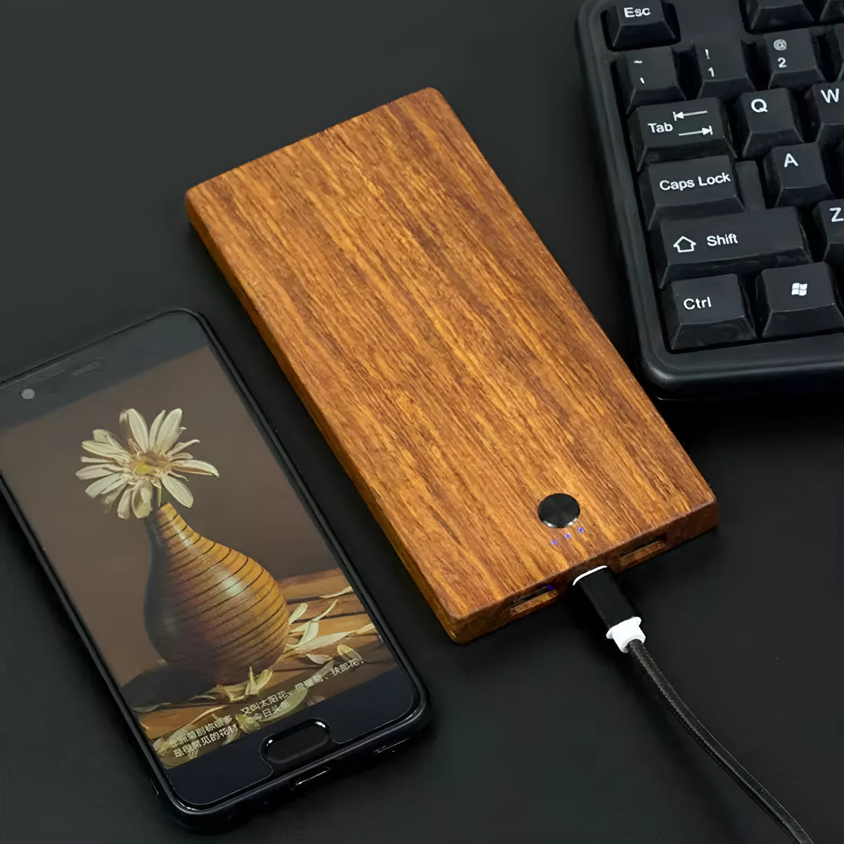 Wooden handicraft 8000mAh fast charge power bank with 9S protection circuit, 156x77x12mm size