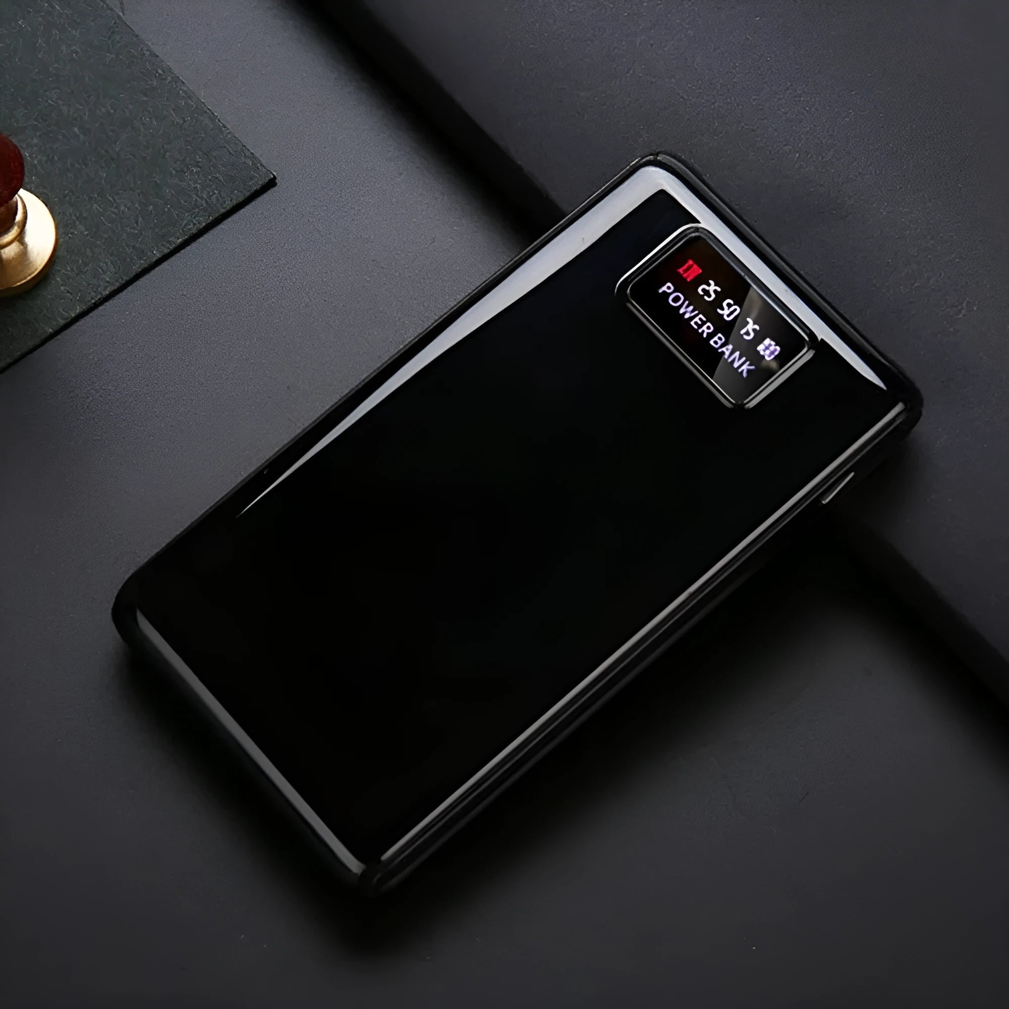 C9 DIY 18650 power bank case in black and white, showing six battery slots and dual USB ports.
