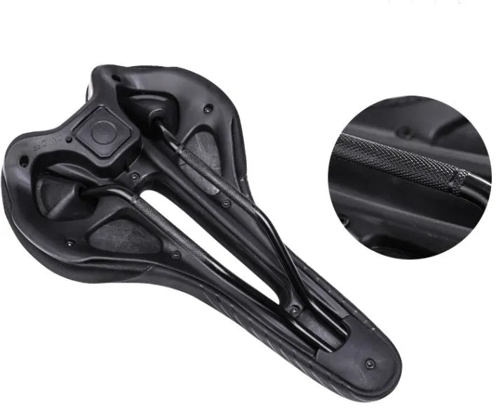 Spotted reflective bike seat cushion 14x28cm in black with silicone padding and pu leather cover