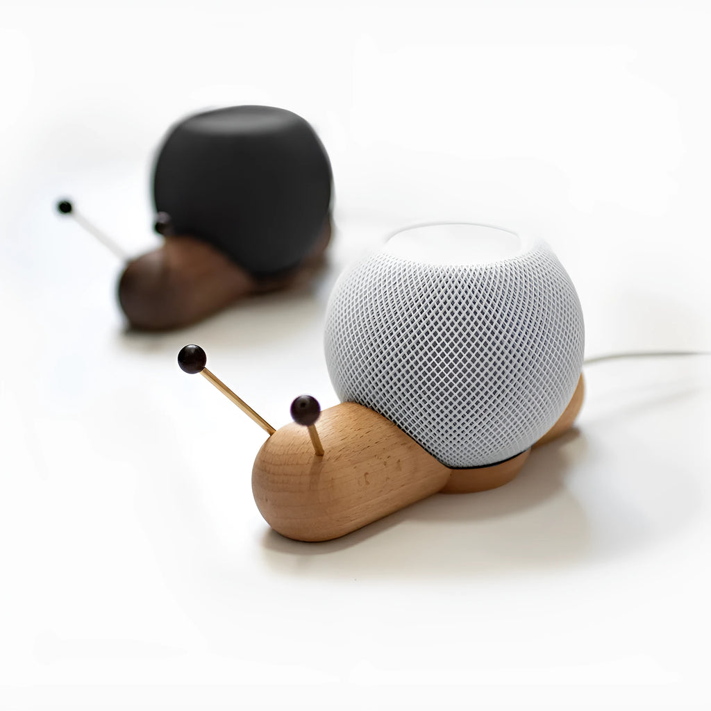 Khaki brown desktop non-slip bracket for a smart Bluetooth speaker, showing its 16.5 cm length.