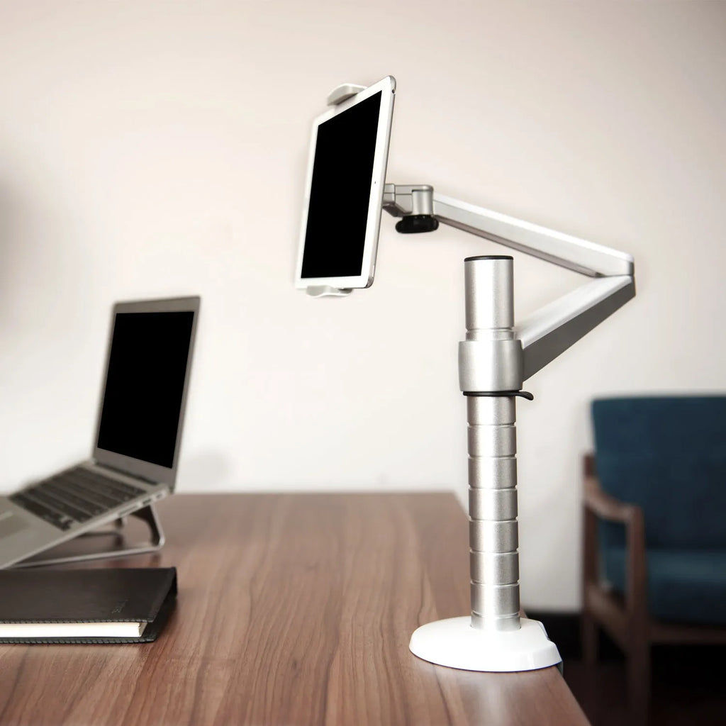 Silver aluminium alloy double-arm laptop stand with 7kg capacity for 10-15 inch notebooks